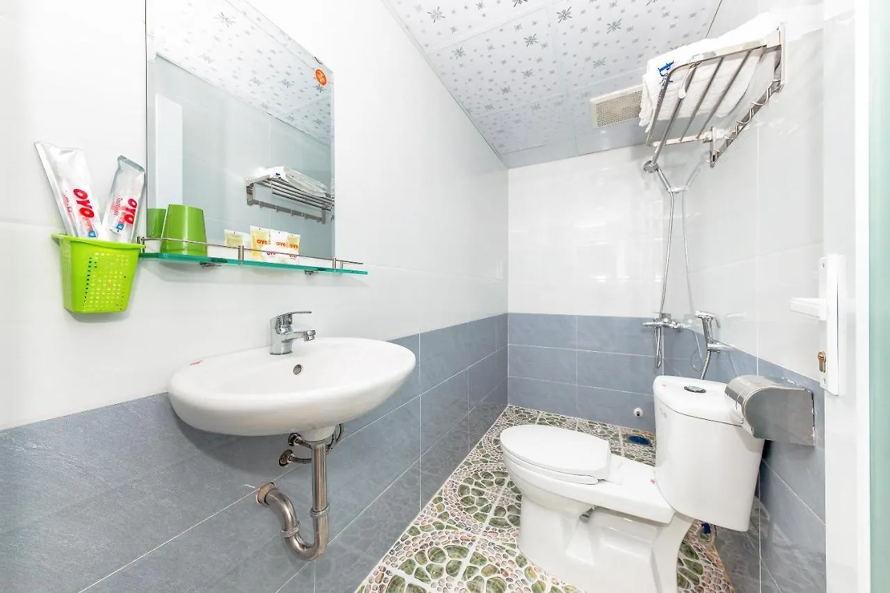 Oyo 572 The Wanda Hotel Nha Trang 2*,  Vietnam